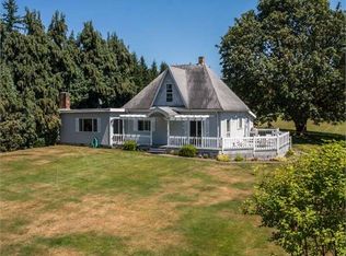 322 N Harvey Rd, Blaine, WA 98230