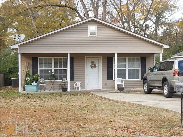 134 Cobb St photo 1