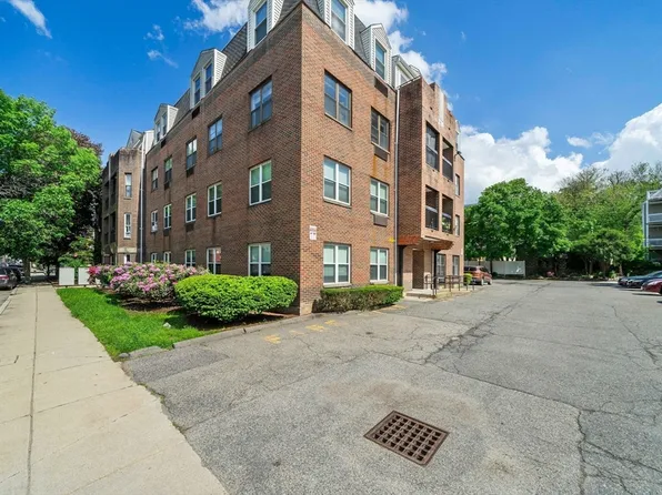 59-69 Msgr Patrick J Lydon Way #309, Dorchester Center, MA 02124
