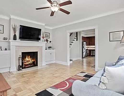 2nd image of 6141 Tyndall Ave #1