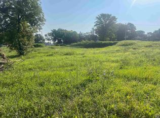 904 Mulberry St, Valley Falls, KS 66088