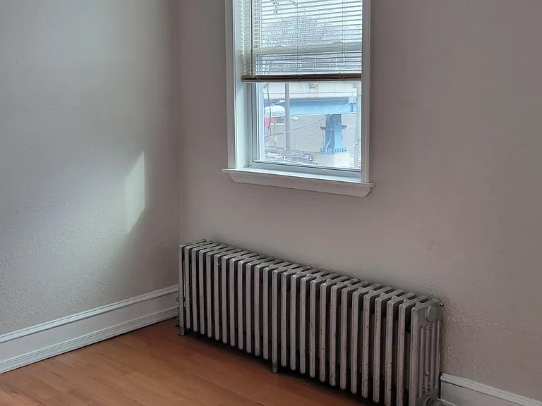 6 S 51st St #3 — Photo 8