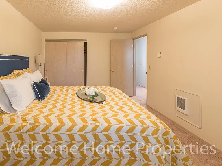 101 Kenwood St — Photo 10