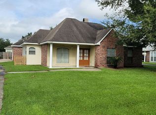 17377 E Autumn Dr, Prairieville, LA 70769