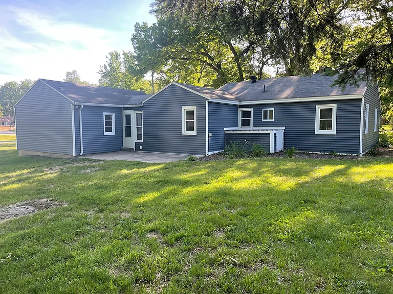 5032 Boyd Ave NE — Photo 12