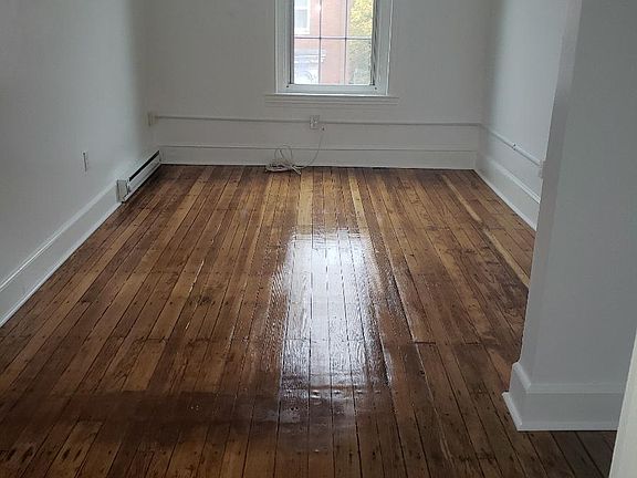 3rd image of 3027 Frankford Ave Floor 3
