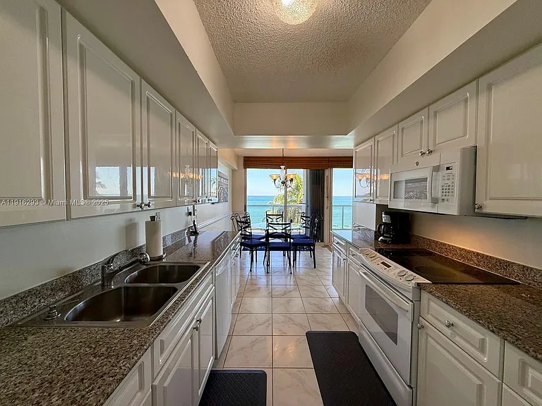 16711 Collins Ave #410 — Photo 5