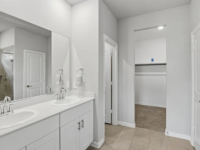 2275 Cliff Springs Dr — Photo 16