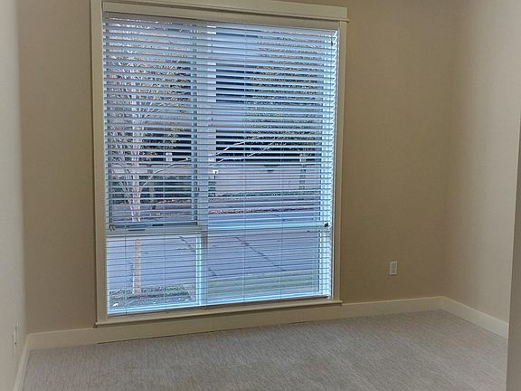 Second bedroom can be used for office or another bedroom