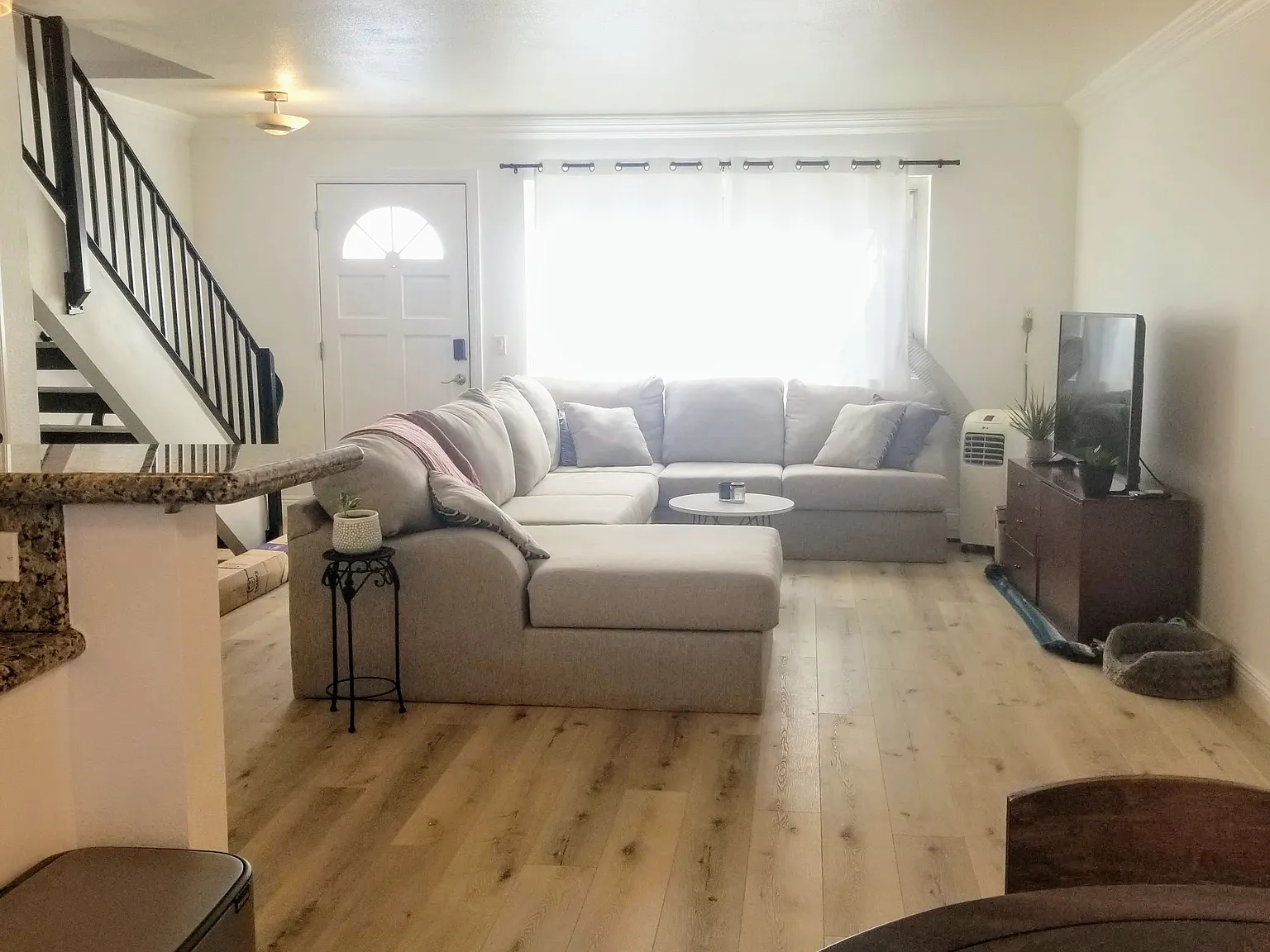 2 bed, 1.5 bath, 1012 sqft, $2,550 — Photo 4