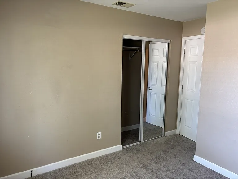 954 Emily Ave — Photo 21