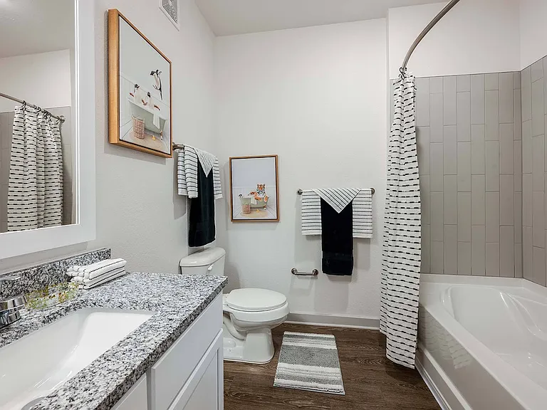 The Clarke at Kendall Town Apartments — Photo 23