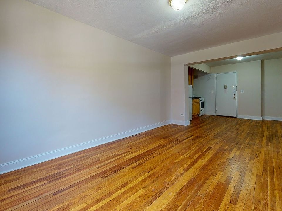 2nd image of 21-15 19th St #3C