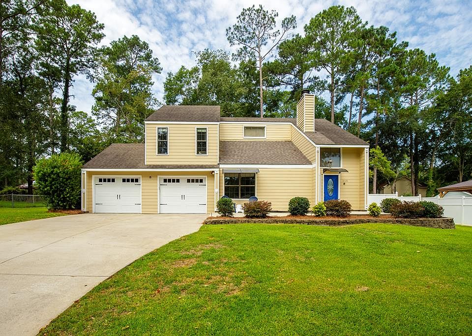 1st image of 2131 Northwood Cir