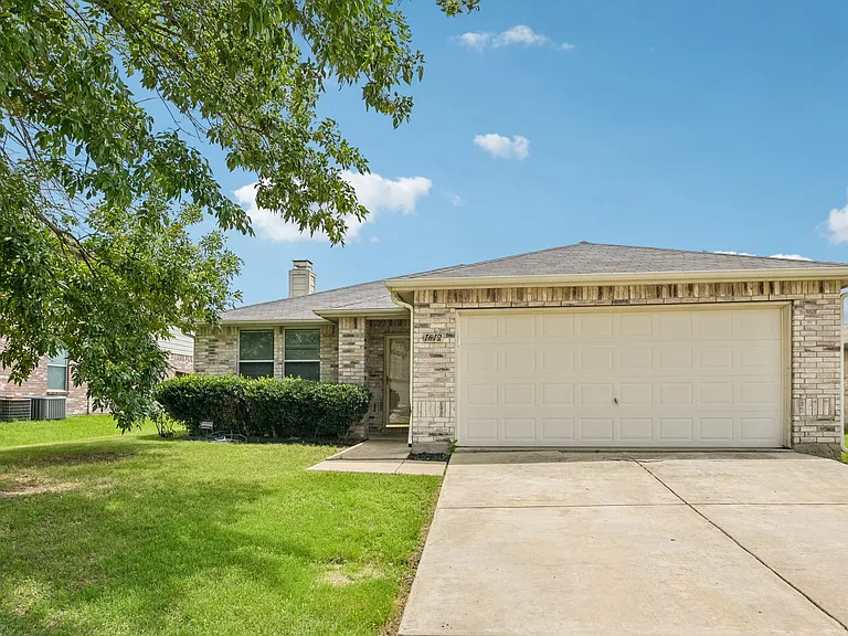 1612 Fieldstone Dr — Photo 24