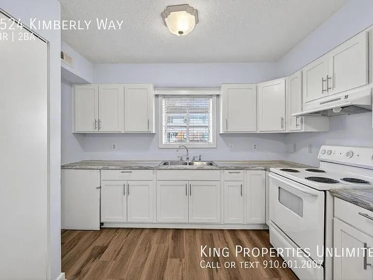 4524 Kimberly Way — Photo 18