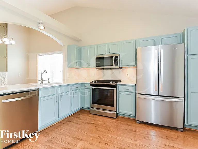 307 White Oak Way — Photo 9