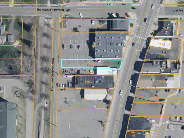 134 Lake St N, Forest Lake, MN 55025