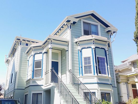 Beautiful Victorian in West Oakland's historic Oak Center neighborhood