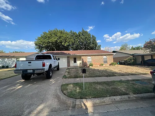 713 Rockledge Dr Photo 1