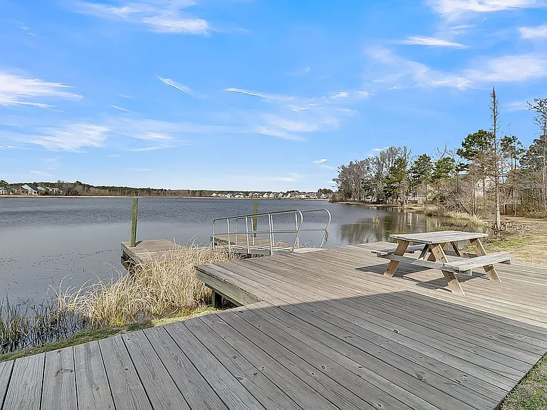 534 Alderly Dr — Photo 48