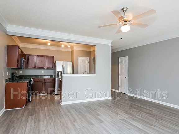 5th image of 895 Parc River Blvd