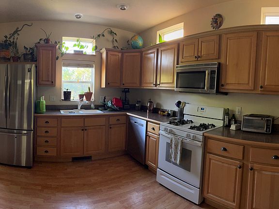 4th image of 509 2nd Ave #509