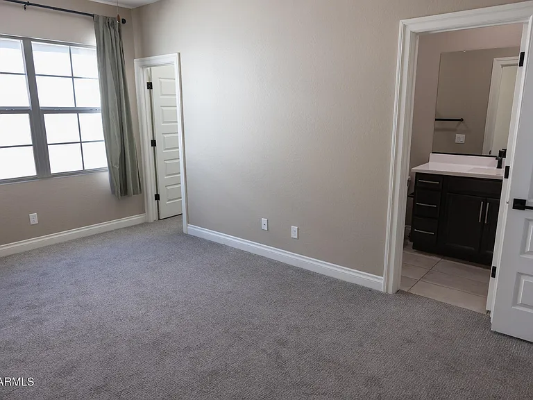2462 E Lovebird Ln — Photo 20