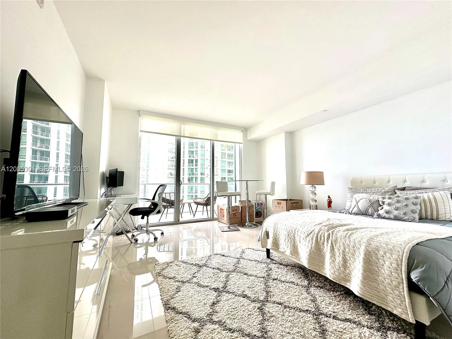 Brickellhouse Condo — Photo 1