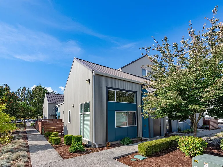 Washington Court Residential — Photo 22