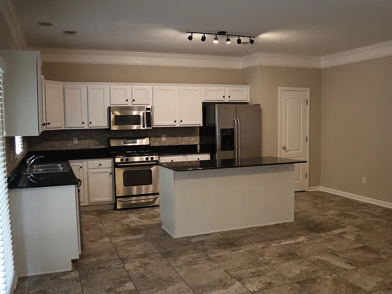 2122 Acton Park Way — Photo 7