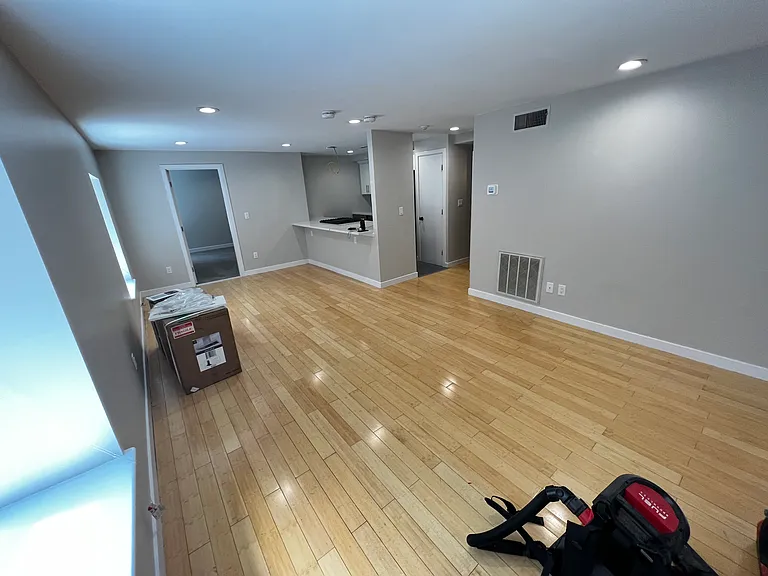 Deacon Court - 1661 Washington Street — Photo 106