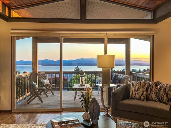 18354 Ridgefield Road NW, Shoreline, WA 98177