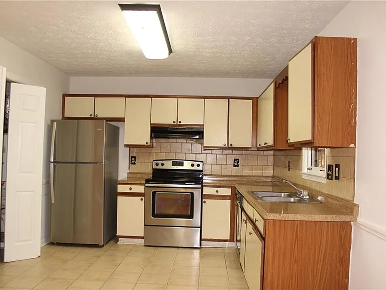 4438 Coopers Creek Dr SE — Photo 7