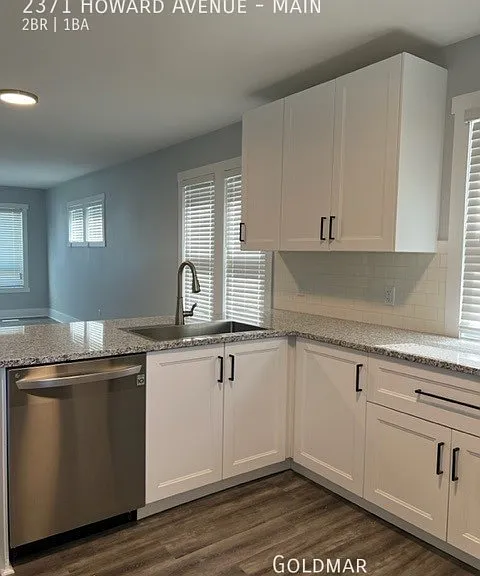 2371 Howard Ave #1 — Photo 12