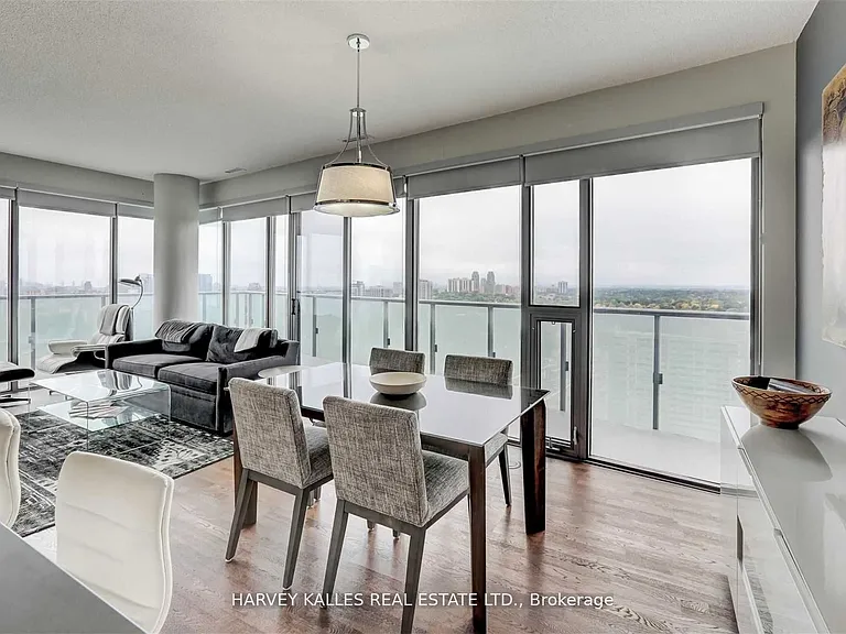 1815 Yonge St #2502 — Photo 8