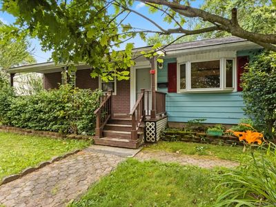 176 Dawson Avenue, West Haven, CT, 06516