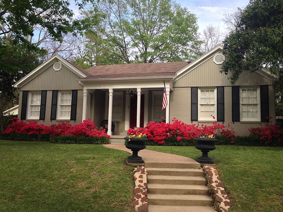 1st image of 1402 Belmont Dr