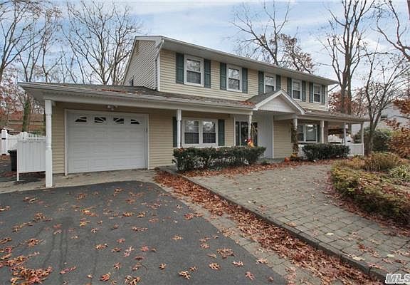 2nd image of 33 Andover Dr