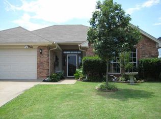 6516 Eldorado Dr, Arlington, TX 76001