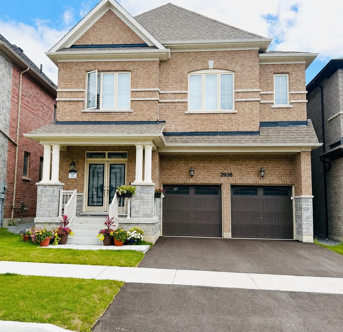 4 bed, $3,900 — Photo 1
