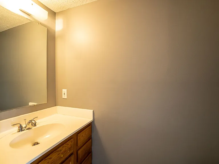360 Britton Ave — Photo 11