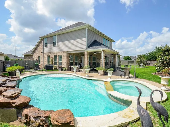 31326 Paddocks Dr, Fulshear, TX 77441