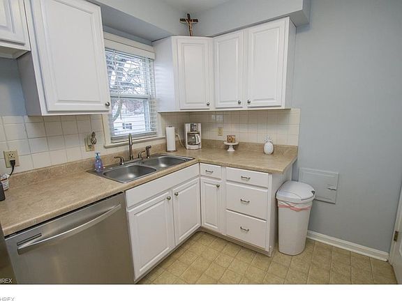 5th image of 5602 Pelham Dr