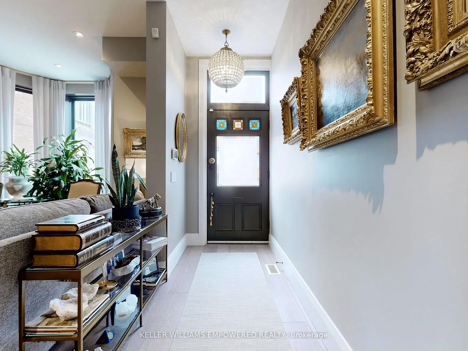 3 bed, $20,000 — Photo 2