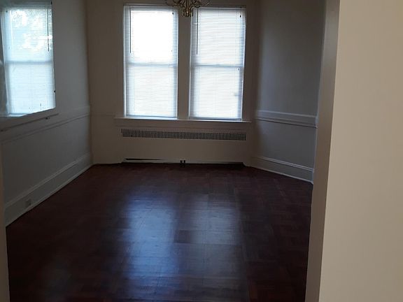 5th image of 2618 W Cold Spring Ln