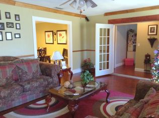 220 N Texas St, Pittsburg, TX 75686