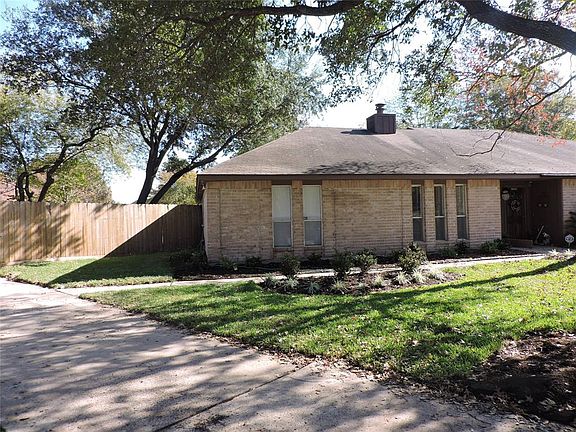 3rd image of 19502 Munsey Ct