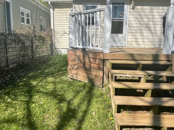 121 Allen St, Lansing, MI 48912