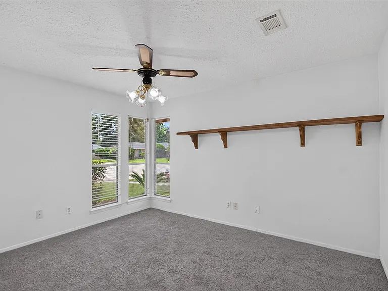 14338 Royal Hill Dr — Photo 23